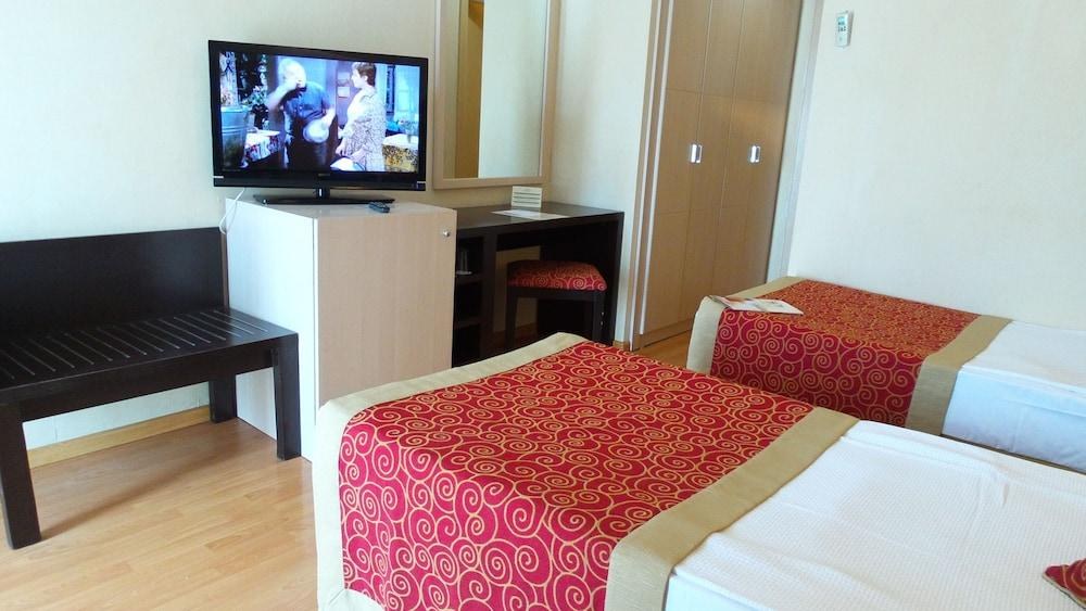 GARDEN RESORT BERGAMOT photo 2