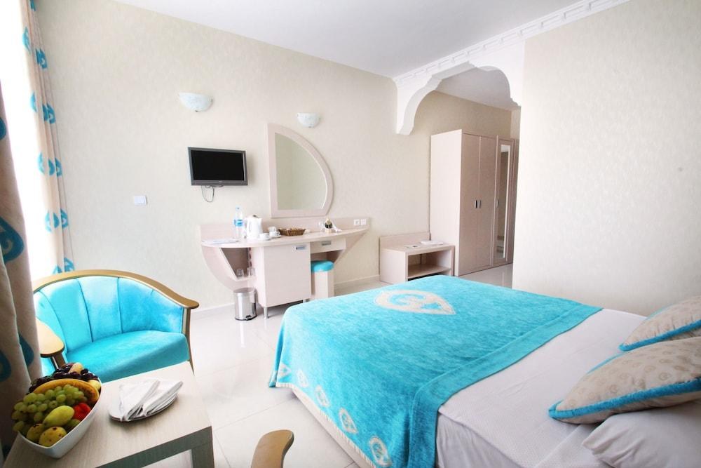 DAIMA BIZ HOTEL photo 2