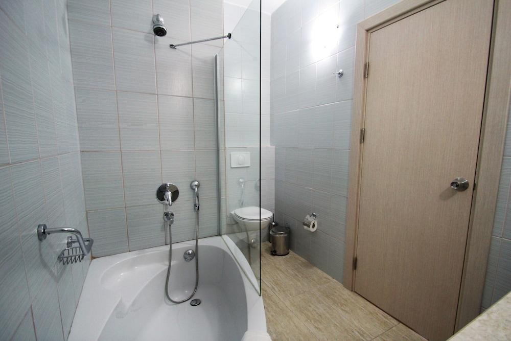 DAIMA BIZ HOTEL photo 4