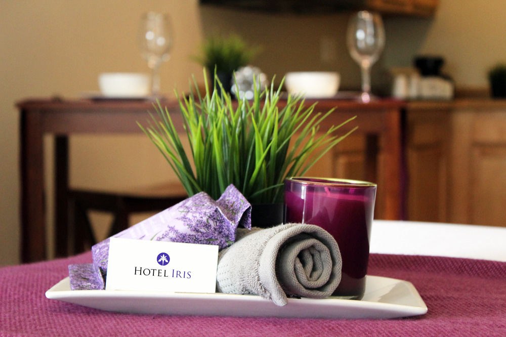 HOTEL IRIS