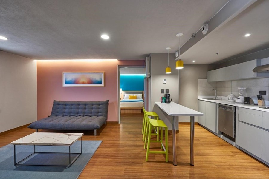CITY SUITES TOLUCA photo 2