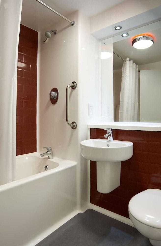 TRAVELODGE LONDON WOOLWICH HOTEL photo 4