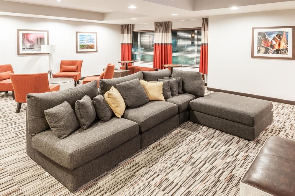 MICROTEL INN & SUITES BY WYNDHAM FORT ST JOHN photo 1