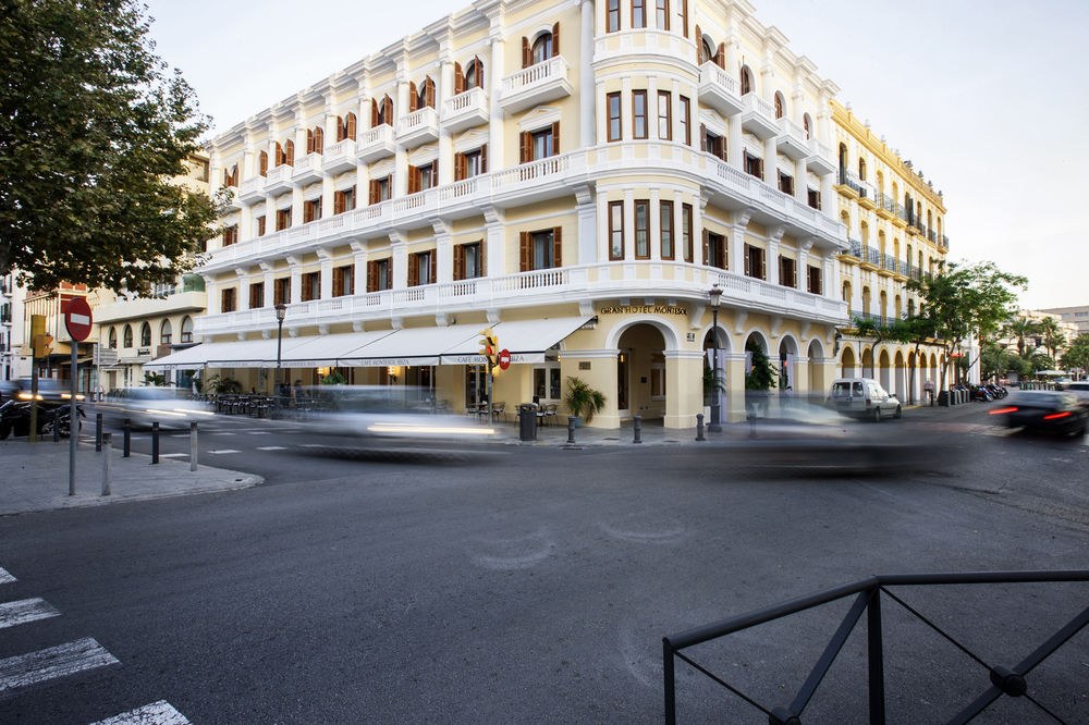 GRAN HOTEL MONTESOL IBIZA, CURIO COLLECTION BY HILTON photo 4
