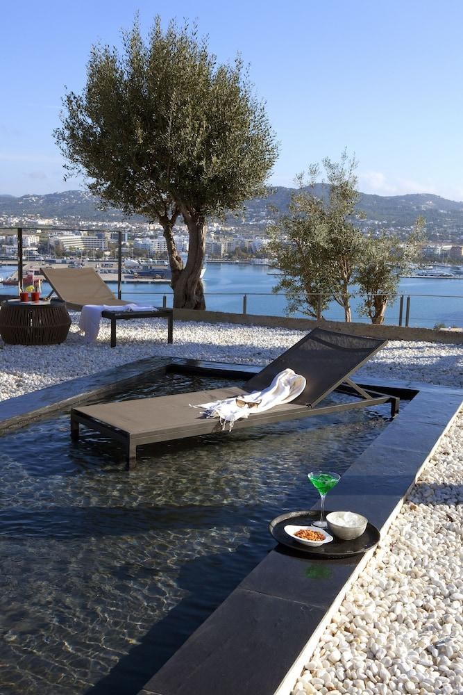 Hotel La Torre del Canonigo - Small Luxury Hotels photo 2