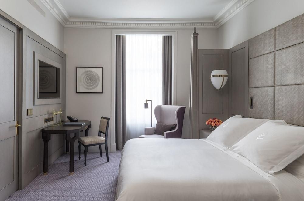 FOUR SEASONS LONDON TEN TRINITY SQUARE photo 3