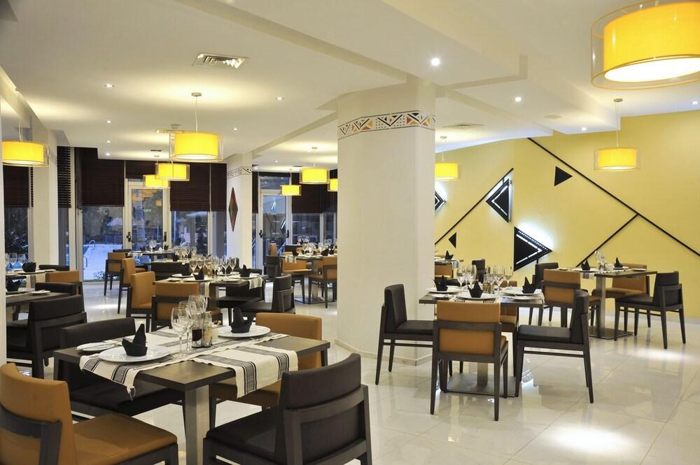 SOPATEL SILMANDE HOTEL photo 3