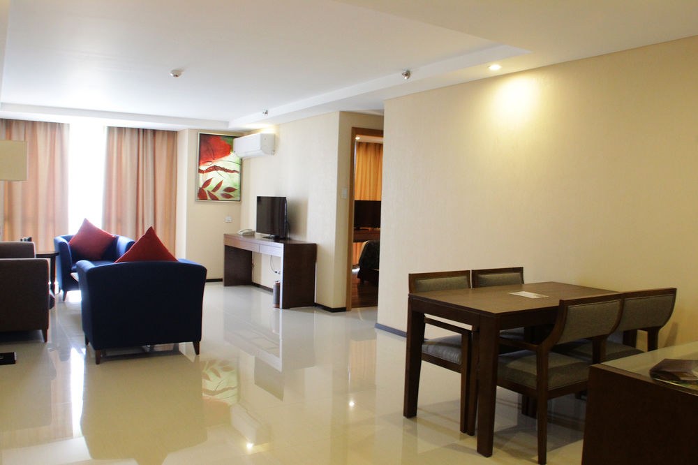 Golden Phoenix Manila photo 1