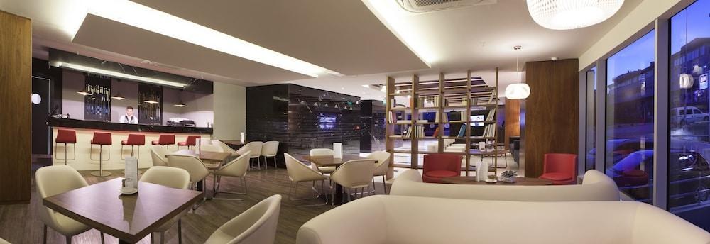 Ramada Encore Kartal photo 3