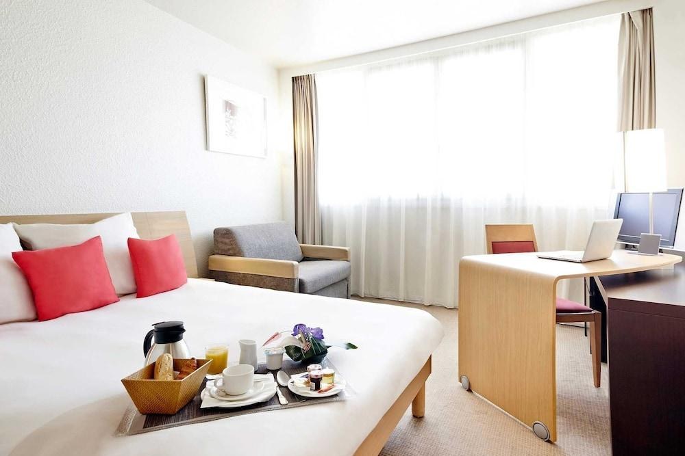Novotel Marseille Est Porte D'Aubagne photo 2