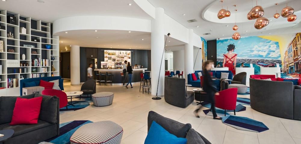 GOLDEN TULIP MARSEILLE EUROMED photo 2
