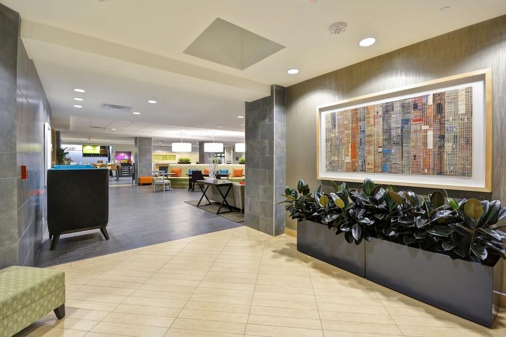 Home2 Suites by Hilton Dallas Addison photo 3