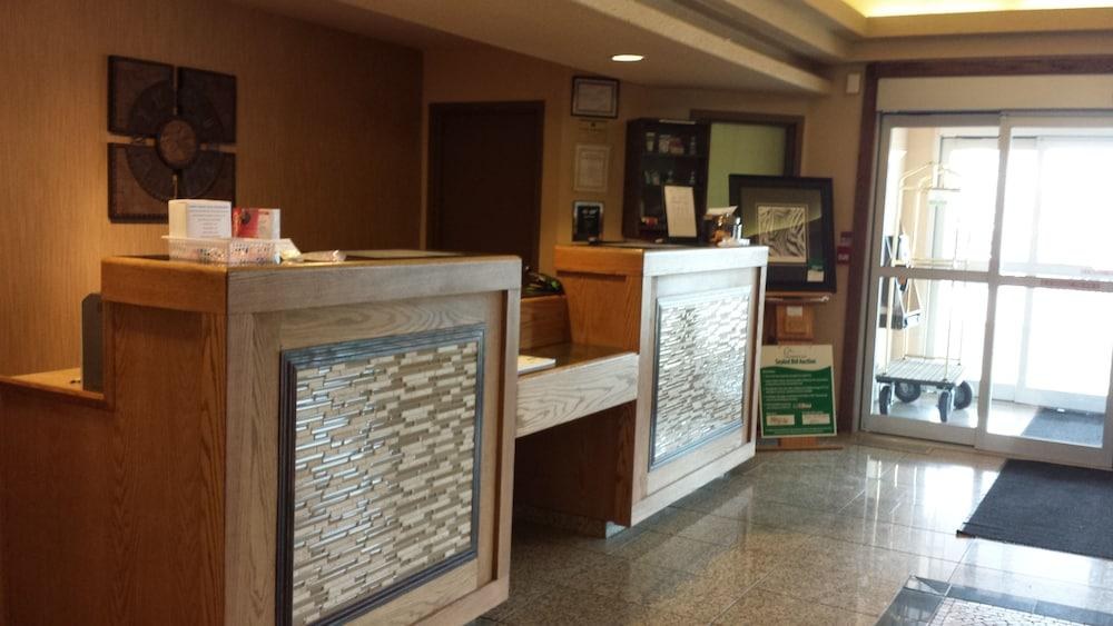 Quality Inn & Suites photo 4