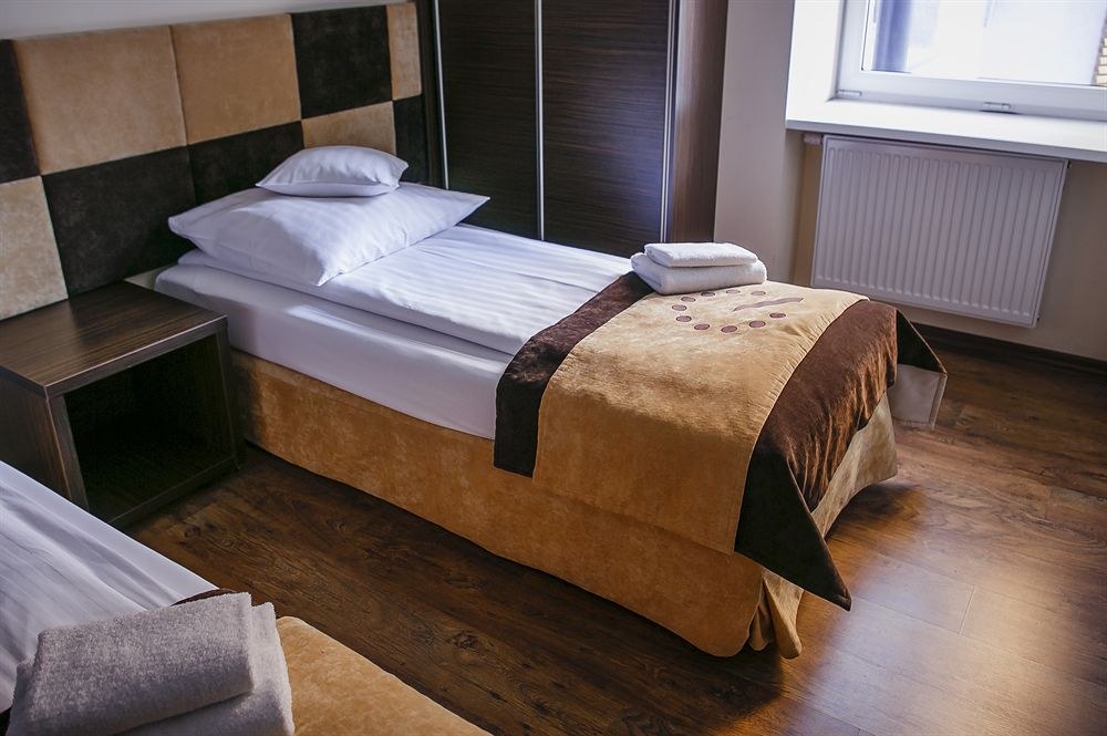 BOUTIQUE HOTEL'S II