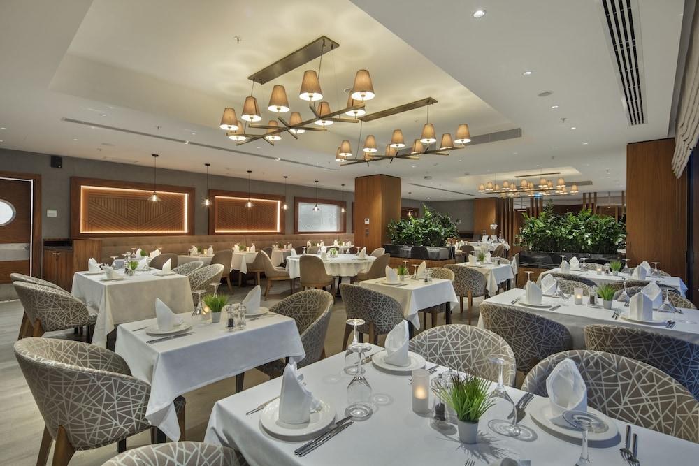 HOLIDAY INN ISTANBUL - TUZLA BAY photo 3