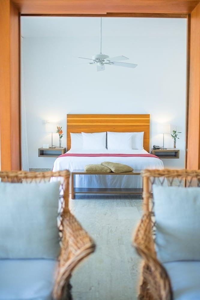 SUBLIME SAMANA photo 2