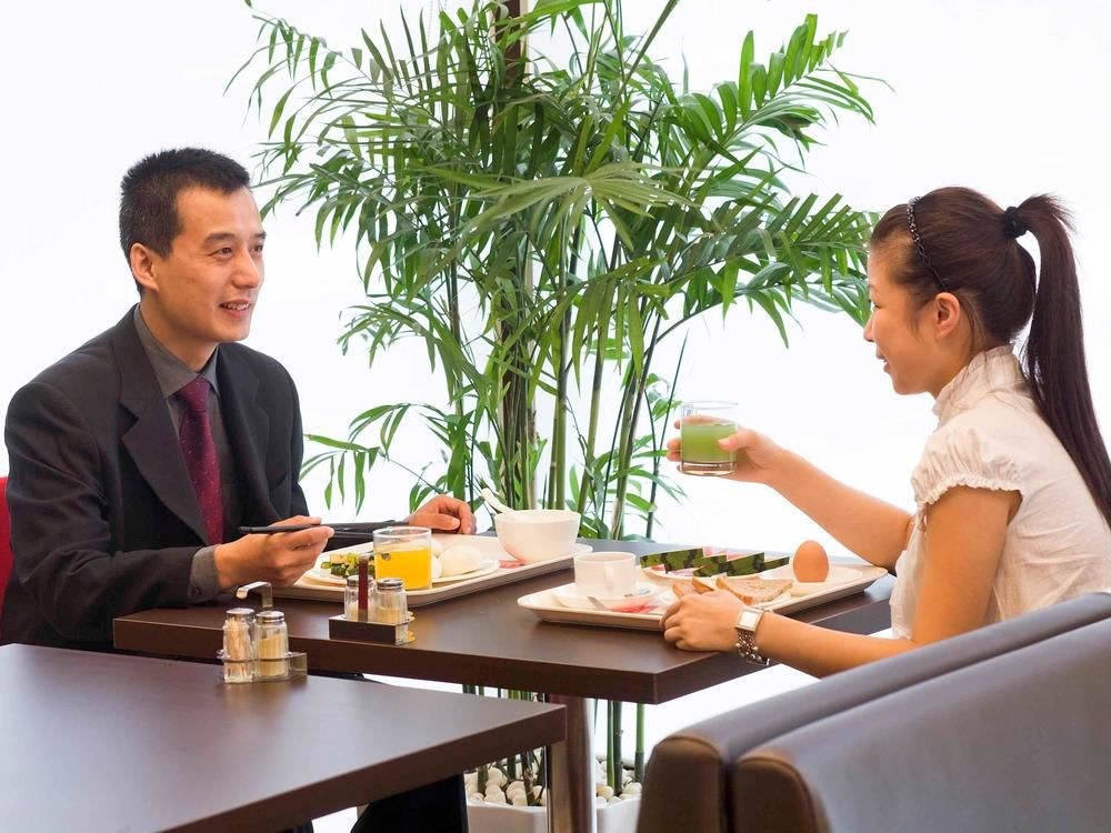 IBIS SHANGHAI LIANYANG photo 1