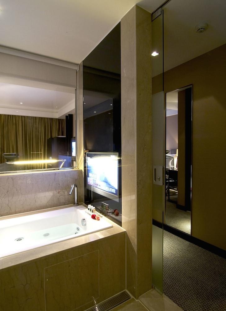 THE TANGO HOTEL (NAN SHI) photo 2
