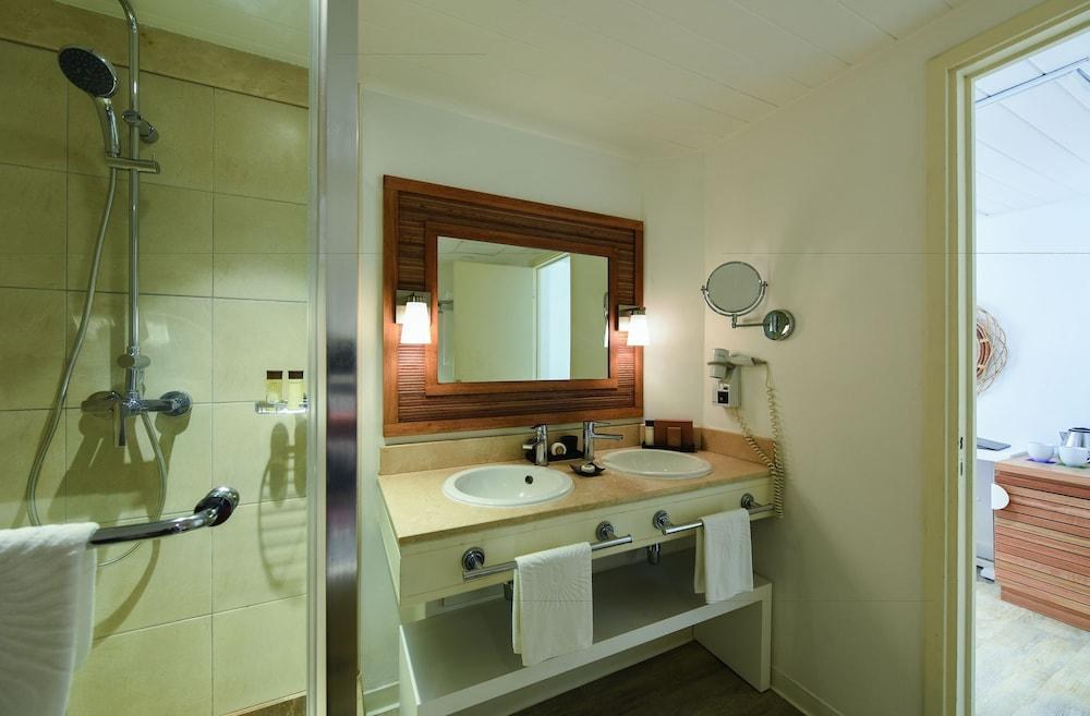 Canonnier Beachcomber Golf Resort and Spa photo 4