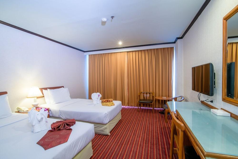 Alexander Hotel Bangkok photo 4