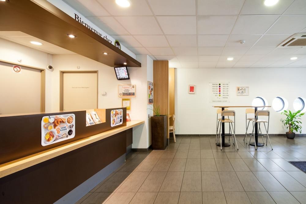 B&B HOTEL PARIS LE BOURGET photo 2