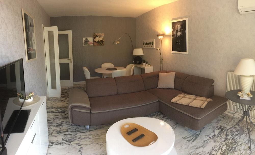 HÔTEL DE L'OLIVIER photo 2