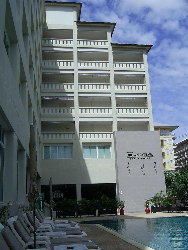 CROWN PATTAYA BEACH photo 4