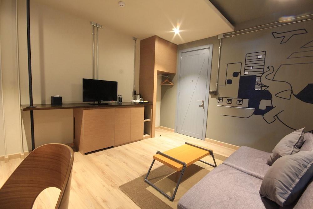 THA HOTEL photo 3