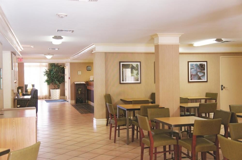 LA QUINTA INN BY WYNDHAM HOUSTON GREENWAY PLAZA MEDICAL AREA photo 1