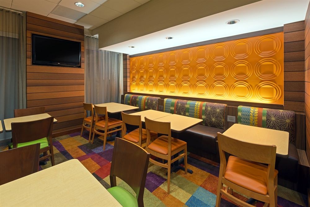 FAIRFIELD INN & SUITES BY MARRIOTT DENVER CHERRY CREEK photo 2