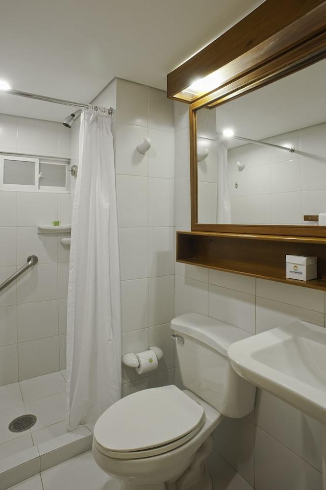 Hotel Irotama Lago photo 4