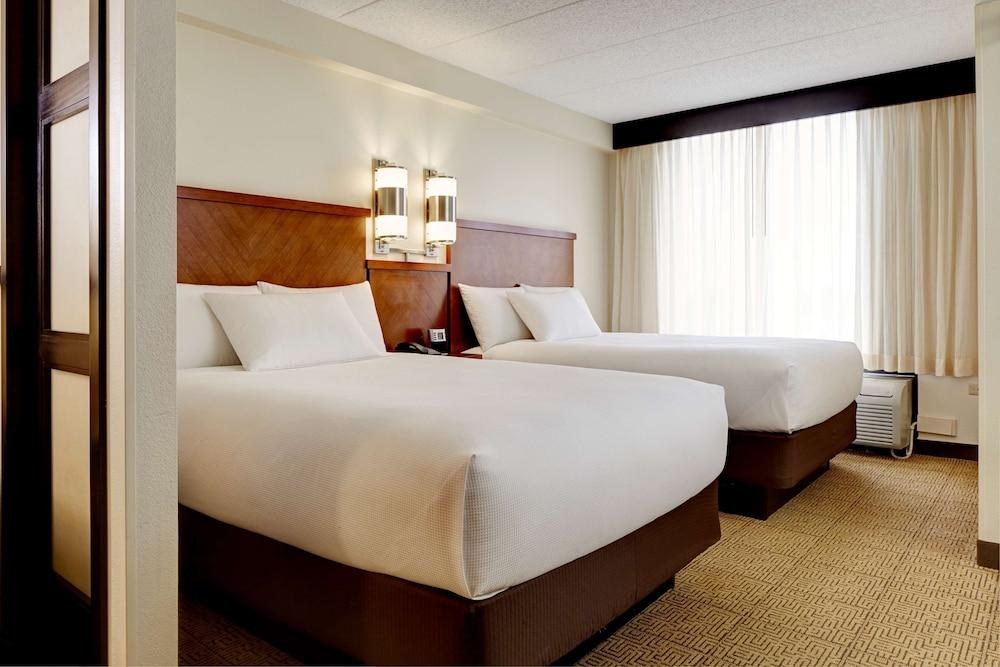 Hyatt Place Dallas/Grapevine photo 4