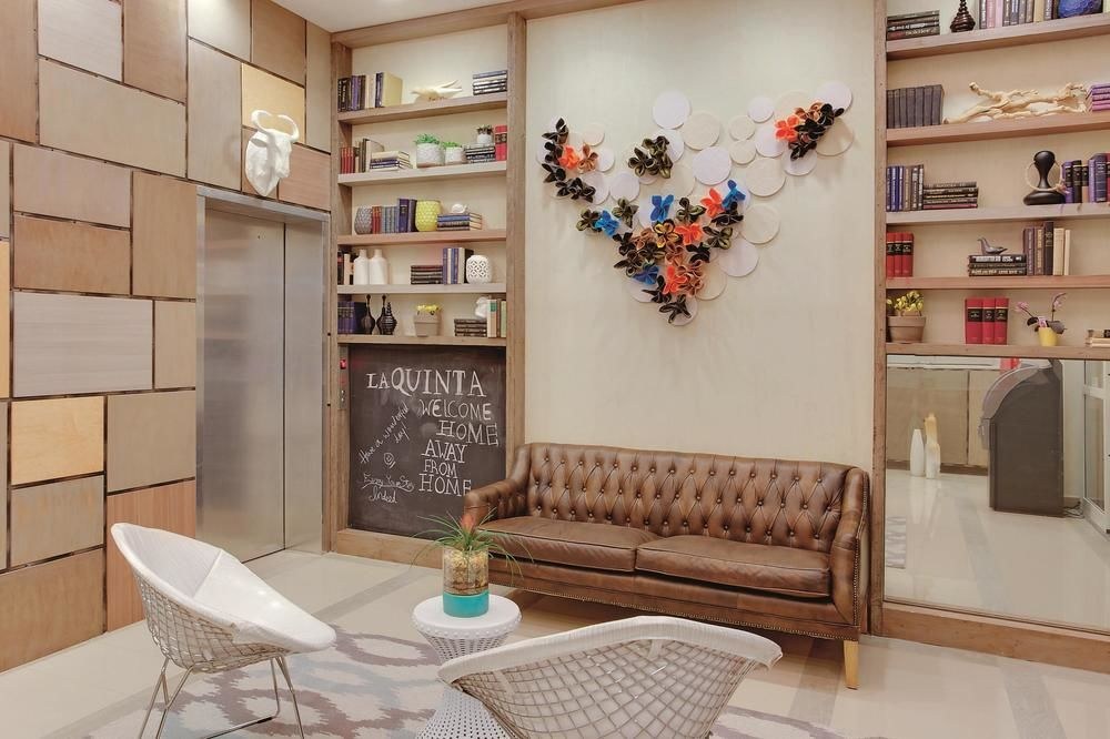 La Quinta Inn & Suites by Wyndham Brooklyn Downtown