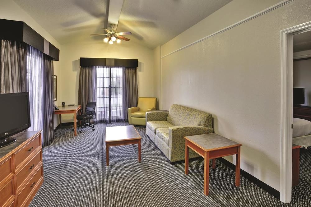La Quinta Inn by Wyndham Nashville South photo 2