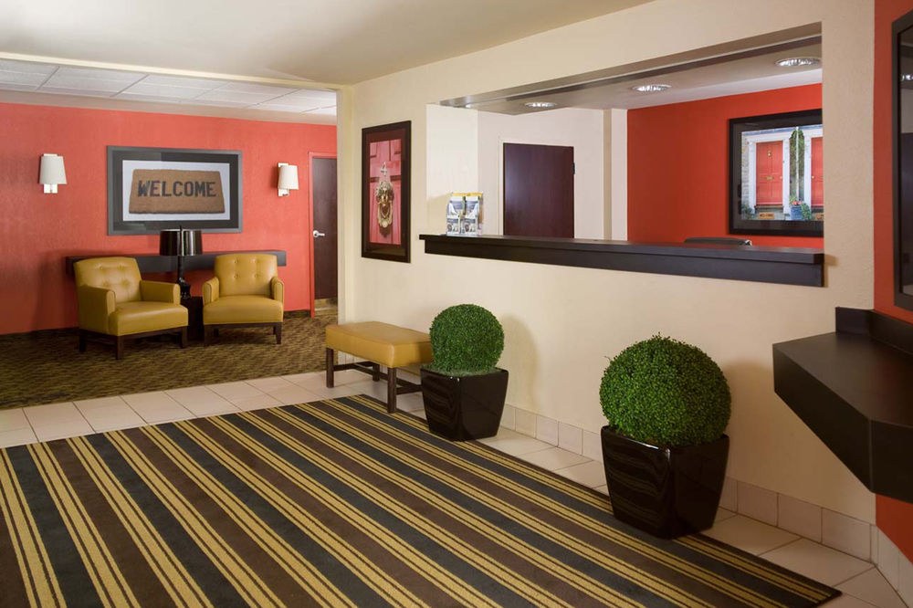 Extended Stay America Suites Chicago Midway photo 2