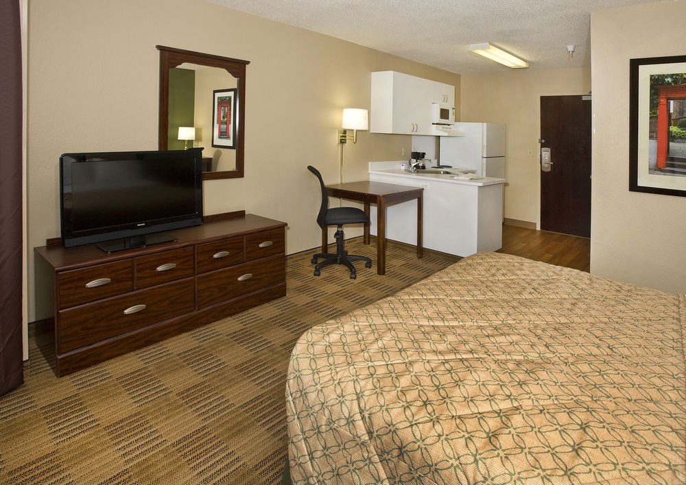 Extended Stay America Suites Chicago Midway photo 3