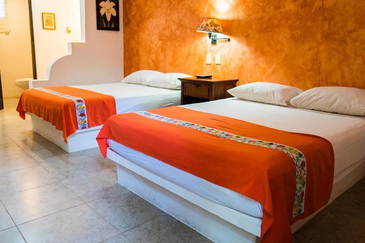 HOTEL CASA DE LAS FLORES