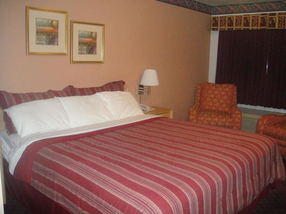 Muir Lodge Motel photo 4