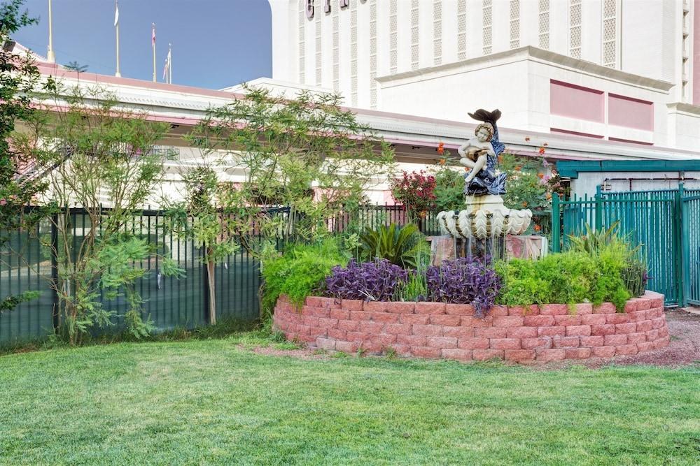 TRAVELODGE LAS VEGAS photo 3