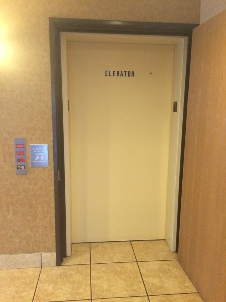 Days Inn by Wyndham Suites San Antonio North/Stone Oak photo 3