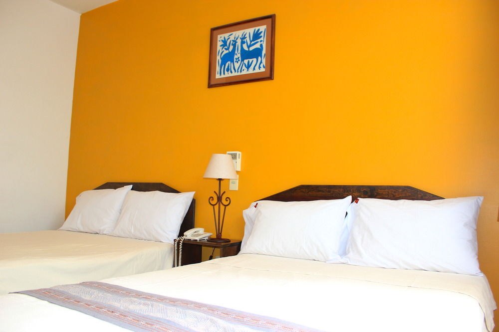 Capital O Parador Crespo Hotel, Oaxaca photo 3