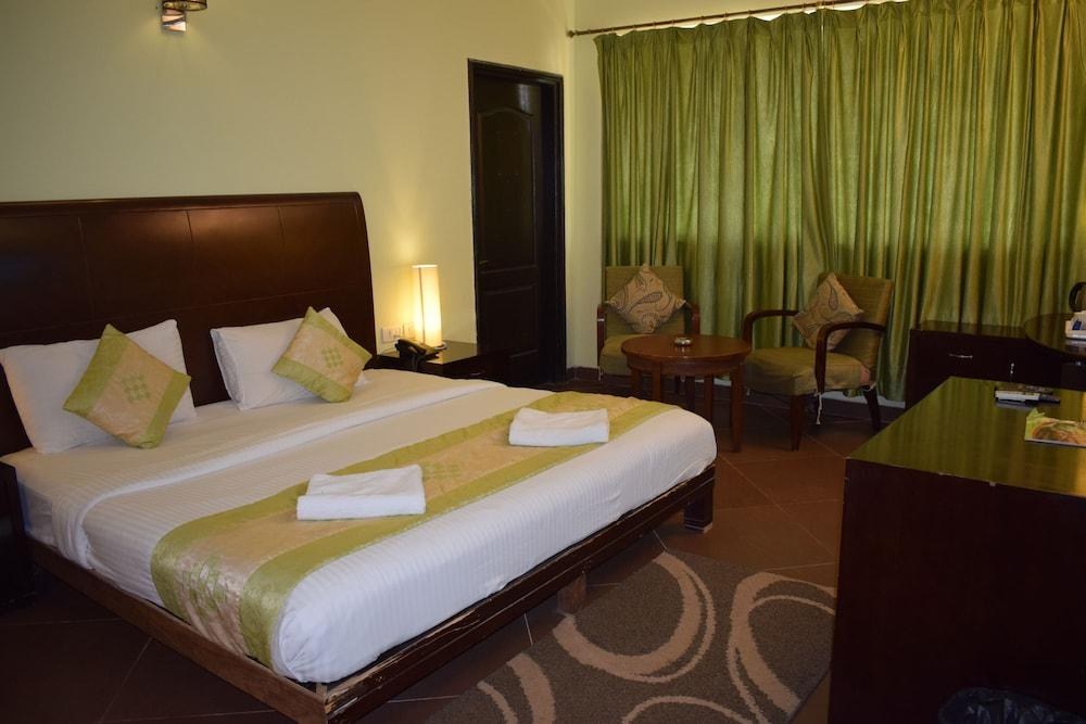 MERADEN LA OASIS HOTEL