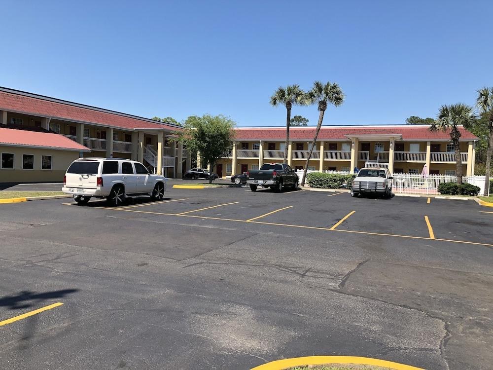 Jax Inn