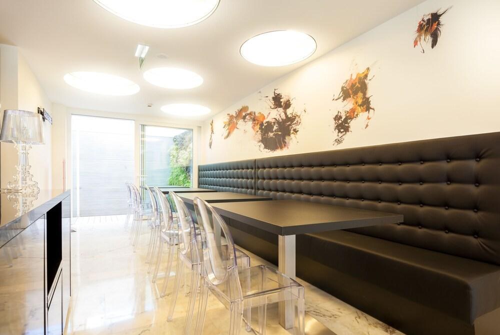 Faro Boutique Hotel photo 2