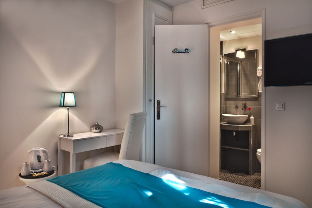 Hotel Joli Mome (ex B Square) photo 1