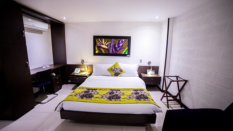 GOLDEN PALERMO HOTEL