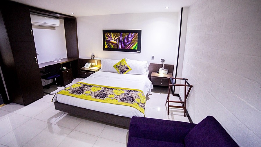 GOLDEN PALERMO HOTEL photo 2