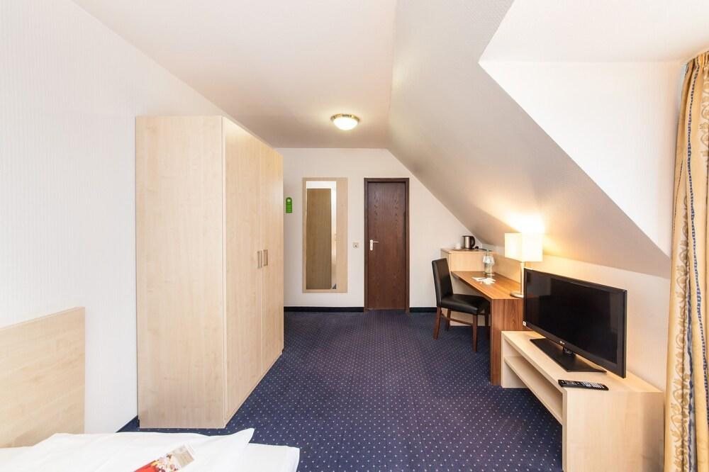 NOVUM HOTEL MARIELLA AIRPORT KOELN photo 3