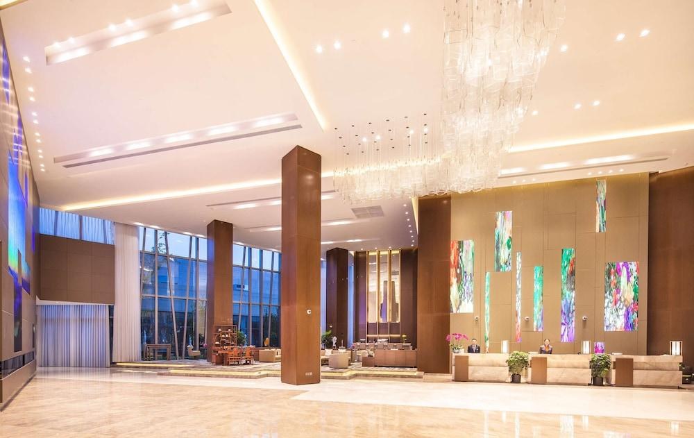 RADISSON EXHIBITION CENTER SHANGHAI photo 3