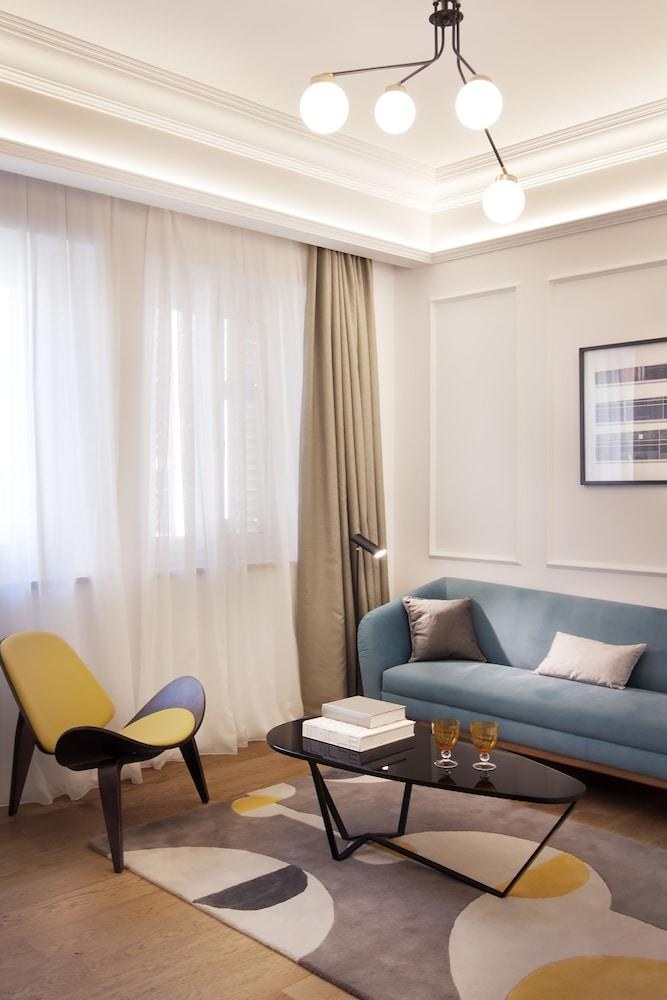 One Shot Palacio Reina Victoria 04 Hotel photo 3